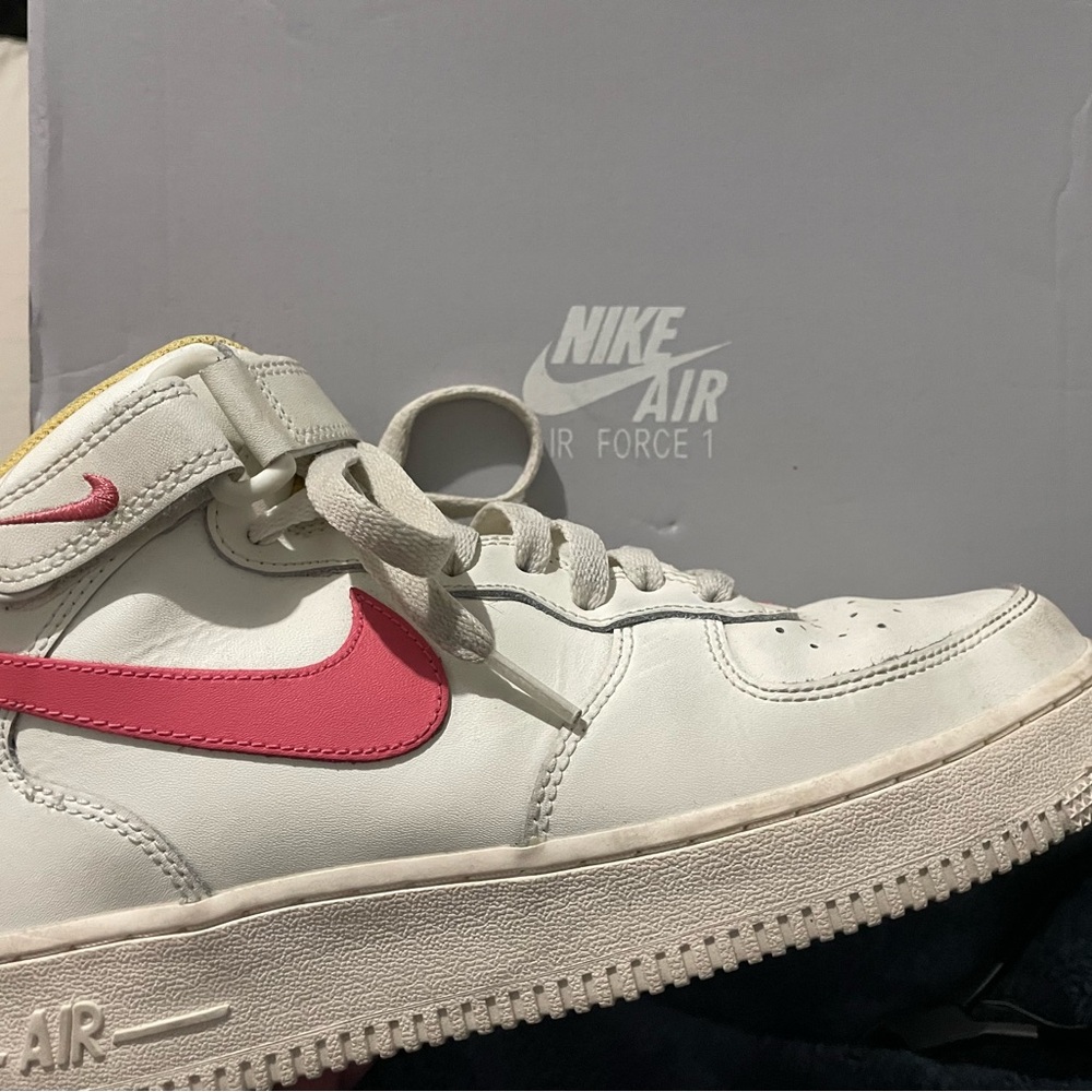 Nike Kids Sneakers - White and Pink